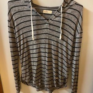 Hollister long sleeve shirt with hood